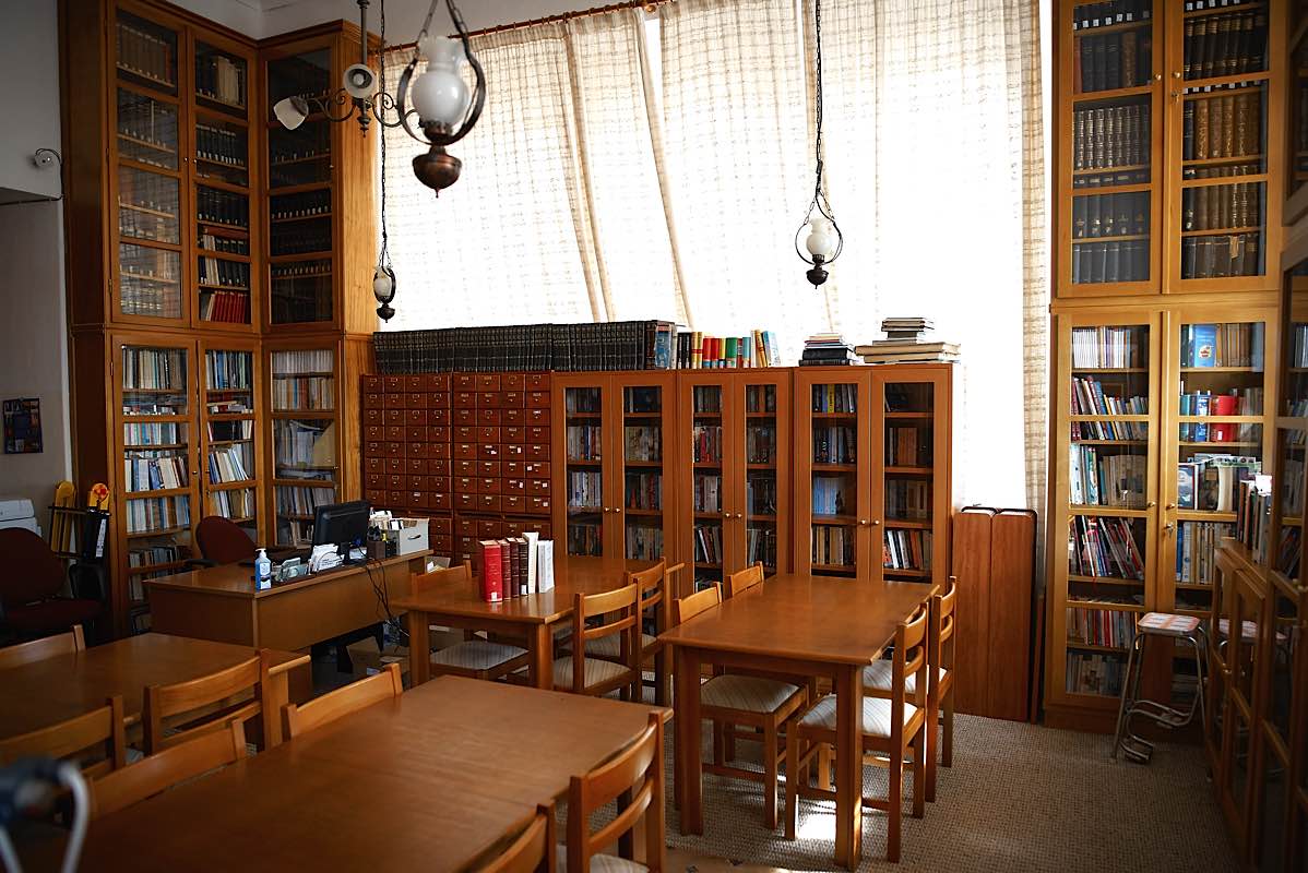 General Photos of the Library